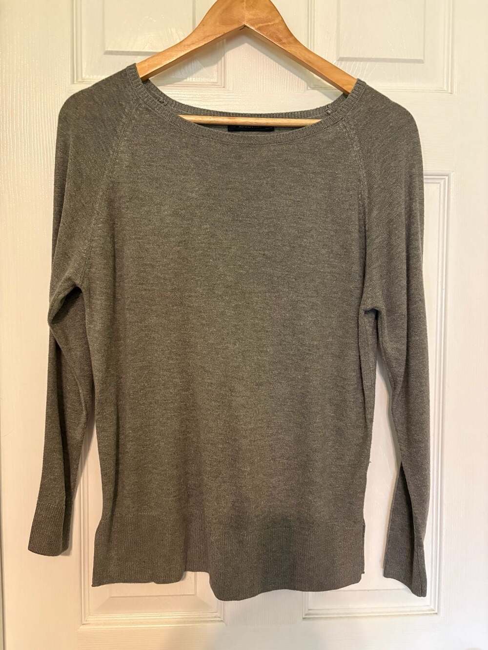 EUC Zara Knit Gray Round Neck Pullover Cardigan, size medium